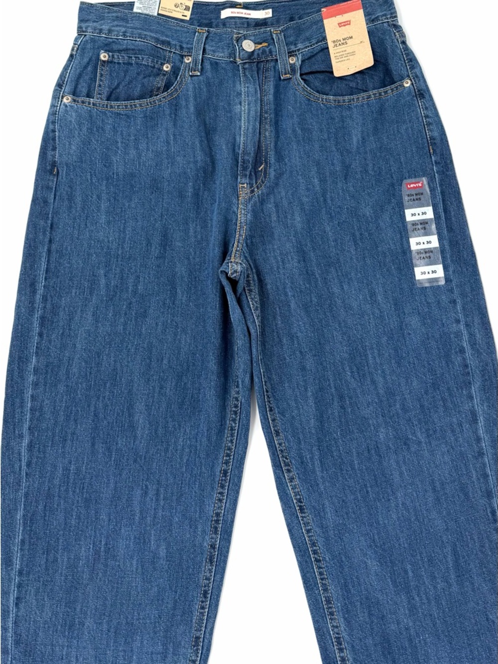Levi's Men's Straight Jeans in Medium Blue Denim - Picture 2 of 11